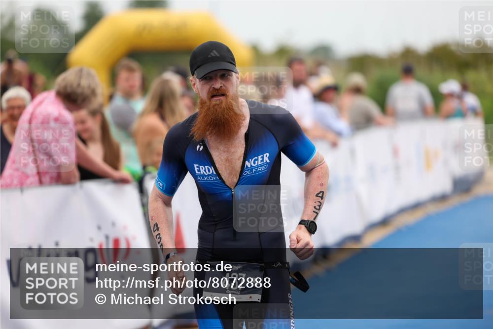 22.06.2025 - Viking Triathlon Michael Strokosch http://msf.ph/oto/8072888 22.06.2025 15:40:50 Ziel 159, 437 meine-sportfotos.de