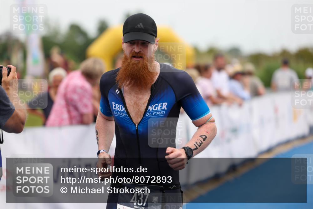 22.06.2025 - Viking Triathlon Michael Strokosch http://msf.ph/oto/8072893 22.06.2025 15:40:51 Ziel 437 meine-sportfotos.de