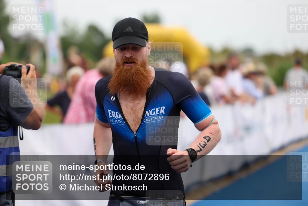 22.06.2025 - Viking Triathlon Michael Strokosch http://msf.ph/oto/8072896 22.06.2025 15:40:51 Ziel 437 meine-sportfotos.de