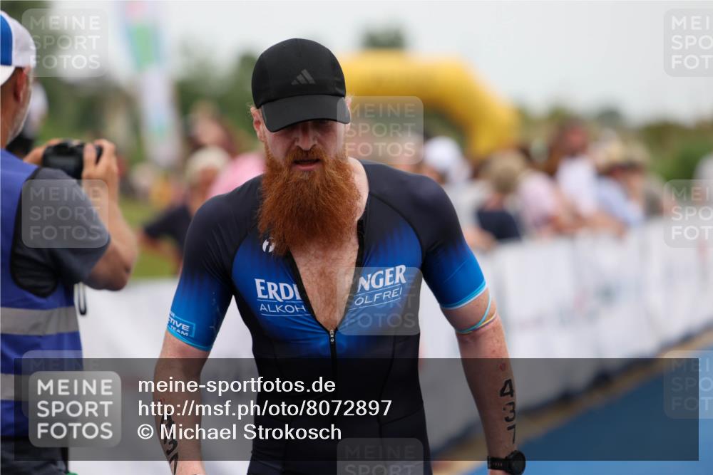 22.06.2025 - Viking Triathlon Michael Strokosch http://msf.ph/oto/8072897 22.06.2025 15:40:51 Ziel 437 meine-sportfotos.de