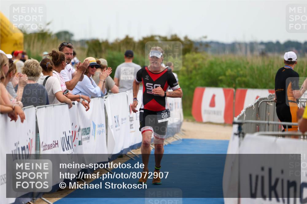 22.06.2025 - Viking Triathlon Michael Strokosch http://msf.ph/oto/8072907 22.06.2025 15:41:20 Ziel 208 meine-sportfotos.de