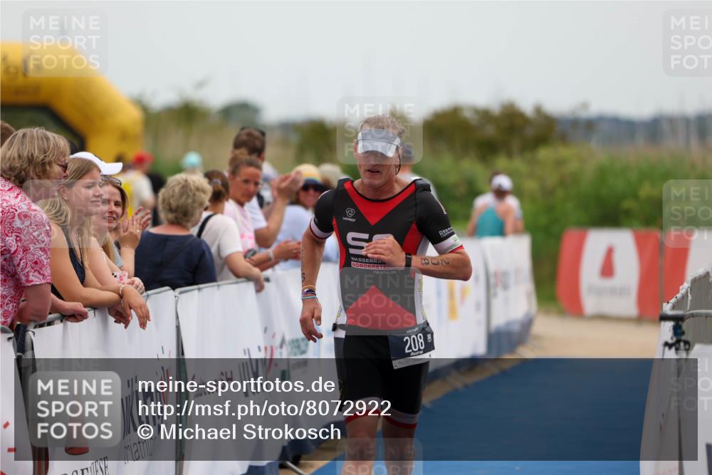 22.06.2025 - Viking Triathlon Michael Strokosch http://msf.ph/oto/8072922 22.06.2025 15:41:22 Ziel 208 meine-sportfotos.de