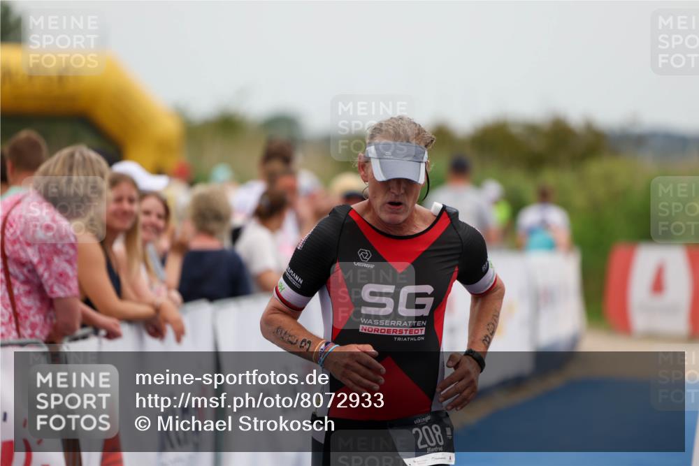 22.06.2025 - Viking Triathlon Michael Strokosch http://msf.ph/oto/8072933 22.06.2025 15:41:23 Ziel 208 meine-sportfotos.de