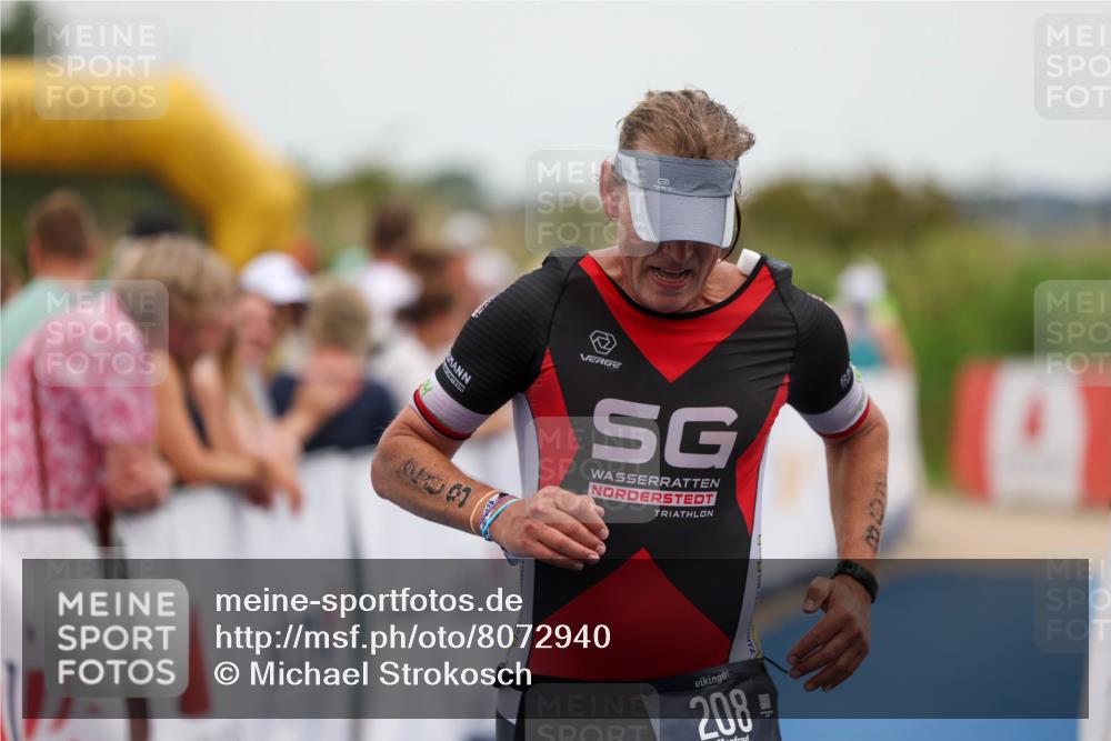 22.06.2025 - Viking Triathlon Michael Strokosch http://msf.ph/oto/8072940 22.06.2025 15:41:24 Ziel 208 meine-sportfotos.de