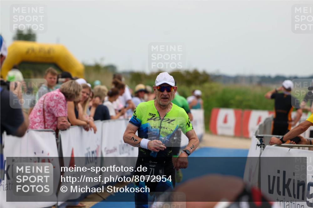 22.06.2025 - Viking Triathlon Michael Strokosch http://msf.ph/oto/8072954 22.06.2025 15:41:32 Ziel 71, 505 meine-sportfotos.de