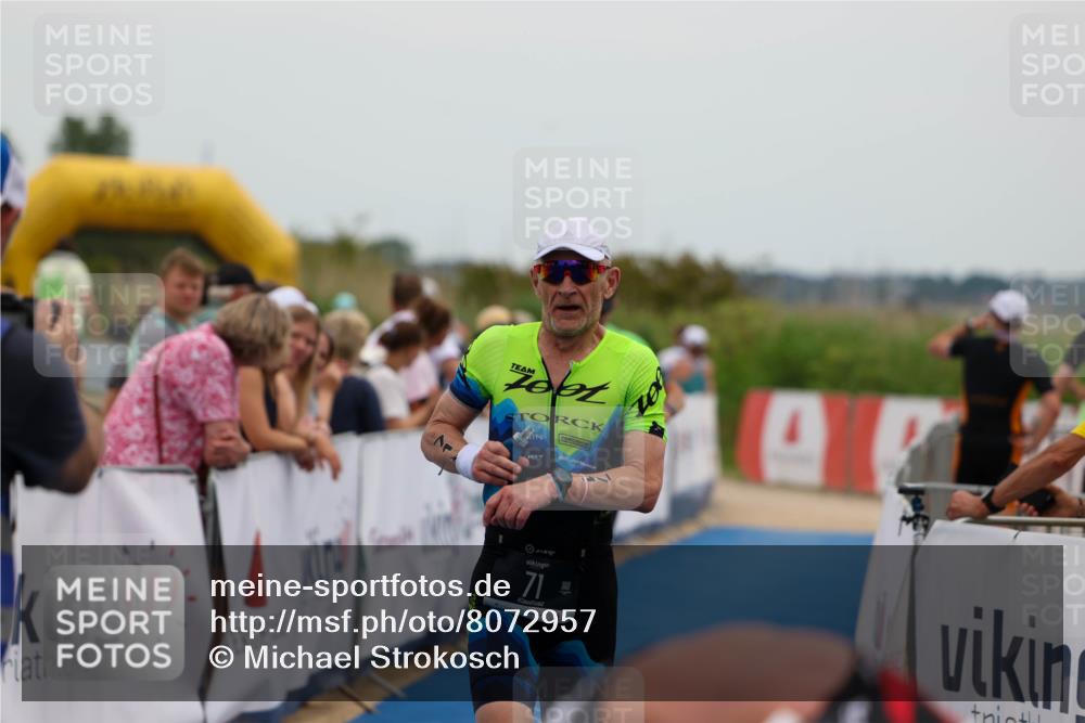 22.06.2025 - Viking Triathlon Michael Strokosch http://msf.ph/oto/8072957 22.06.2025 15:41:33 Ziel 71, 505 meine-sportfotos.de