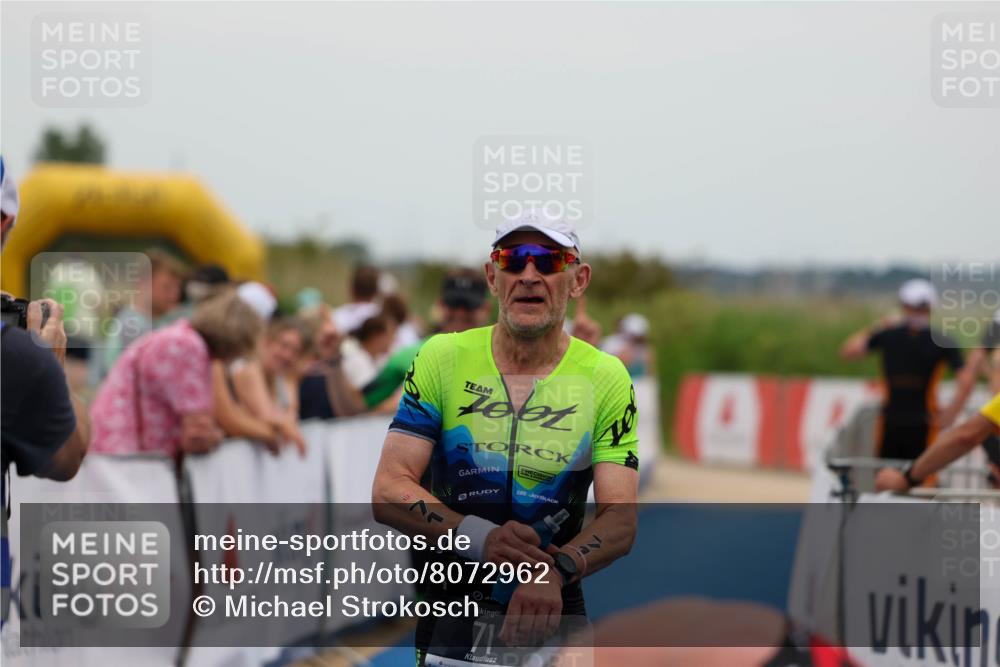 22.06.2025 - Viking Triathlon Michael Strokosch http://msf.ph/oto/8072962 22.06.2025 15:41:33 Ziel 71, 505 meine-sportfotos.de