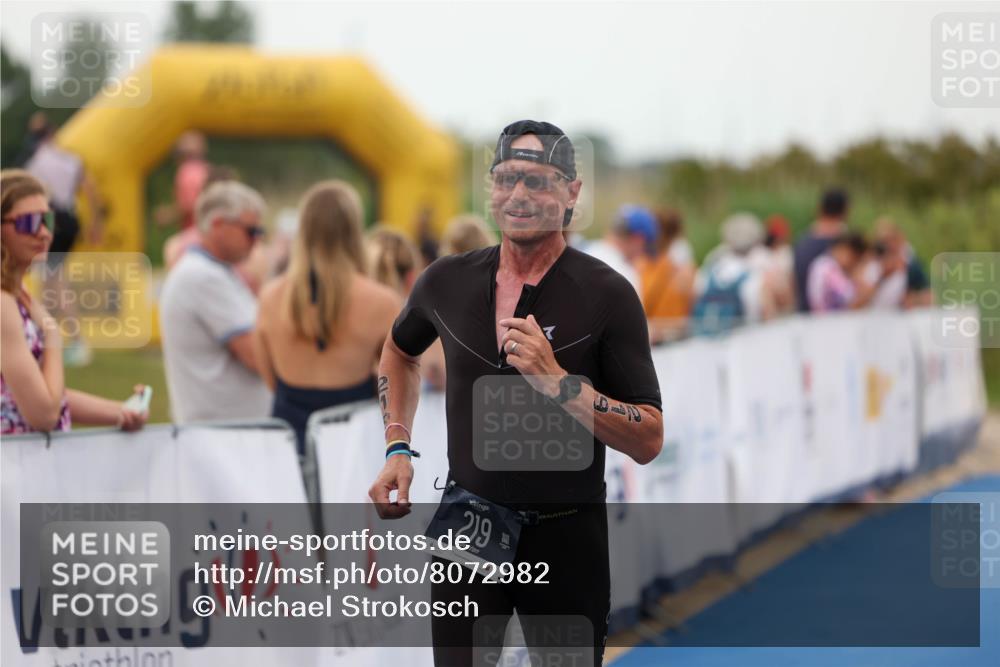 22.06.2025 - Viking Triathlon Michael Strokosch http://msf.ph/oto/8072982 22.06.2025 15:57:46 Ziel 219 meine-sportfotos.de