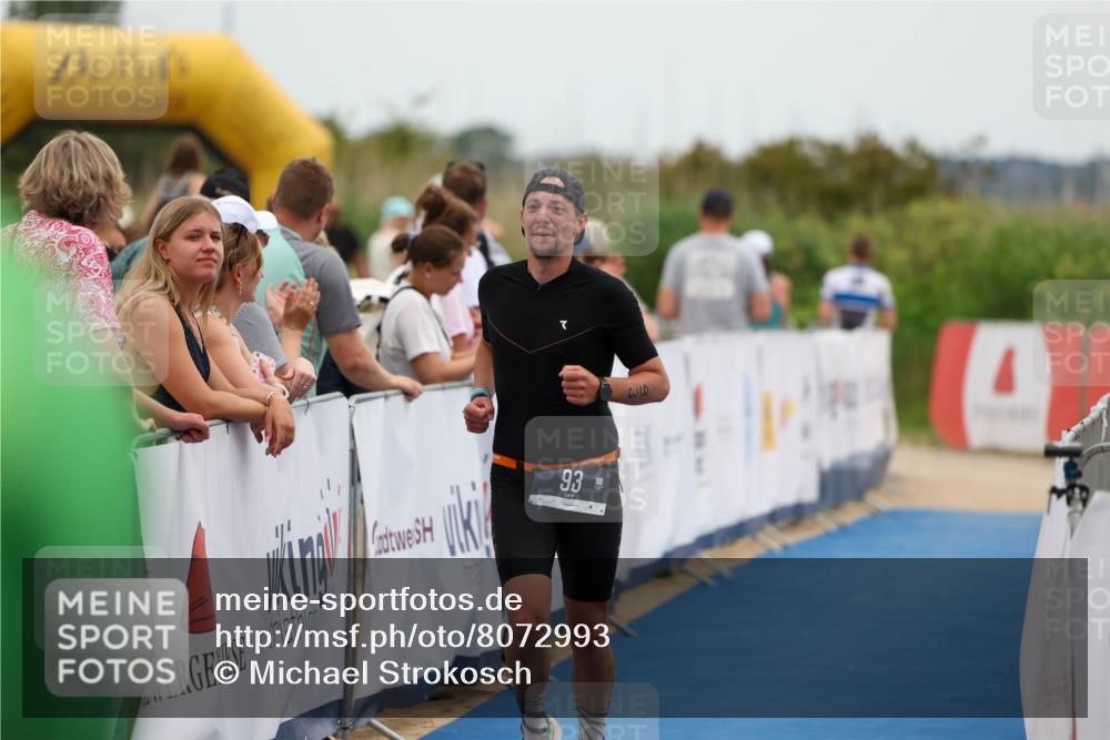 22.06.2025 - Viking Triathlon Michael Strokosch http://msf.ph/oto/8072993 22.06.2025 15:41:47 Ziel 93 meine-sportfotos.de