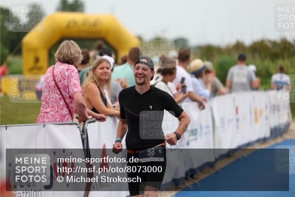 22.06.2025 - Viking Triathlon Michael Strokosch http://msf.ph/oto/8073000 22.06.2025 15:41:47 Ziel 93 meine-sportfotos.de
