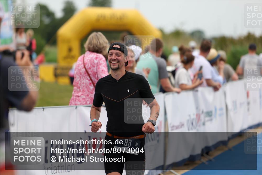 22.06.2025 - Viking Triathlon Michael Strokosch http://msf.ph/oto/8073004 22.06.2025 15:41:48 Ziel 93 meine-sportfotos.de