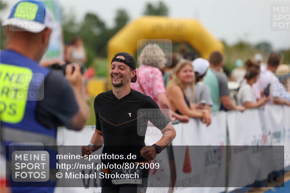 22.06.2025 - Viking Triathlon Michael Strokosch http://msf.ph/oto/8073009 22.06.2025 15:41:48 Ziel 93 meine-sportfotos.de