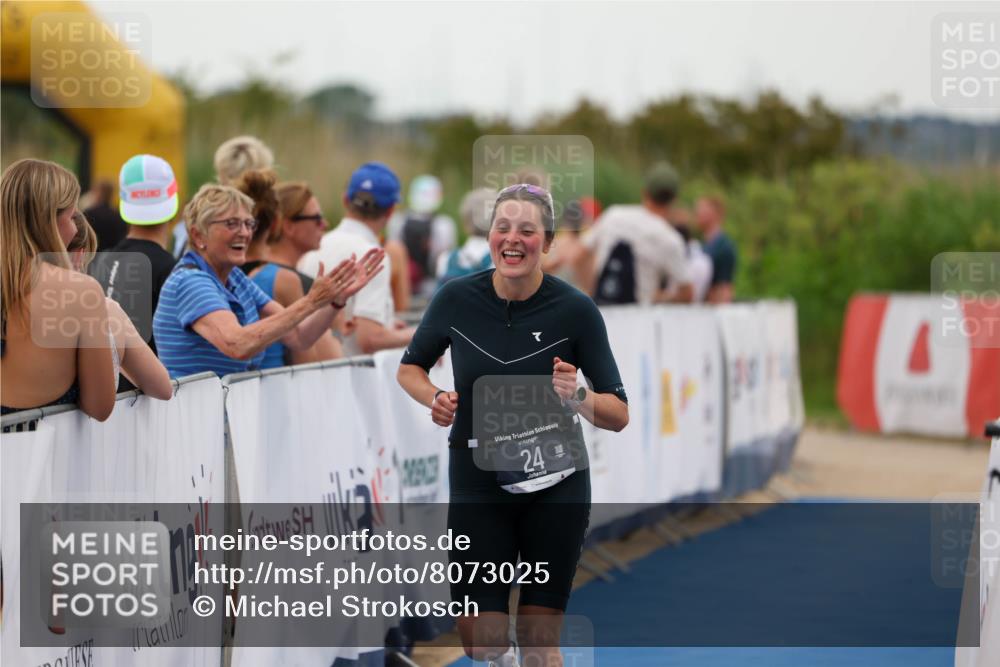 22.06.2025 - Viking Triathlon Michael Strokosch http://msf.ph/oto/8073025 22.06.2025 15:58:30 Ziel 24 meine-sportfotos.de