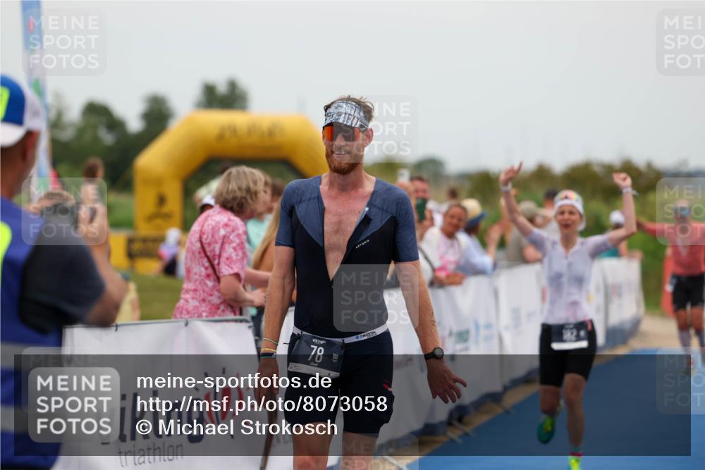 22.06.2025 - Viking Triathlon Michael Strokosch http://msf.ph/oto/8073058 22.06.2025 15:42:19 Ziel 64, 78, 172, 182 meine-sportfotos.de
