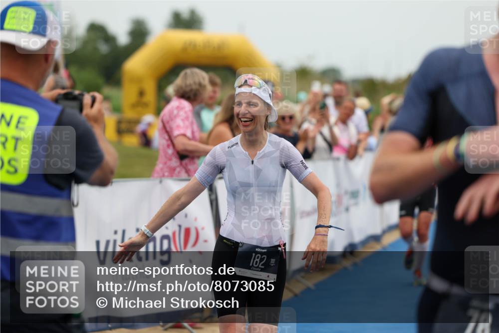 22.06.2025 - Viking Triathlon Michael Strokosch http://msf.ph/oto/8073085 22.06.2025 15:42:23 Ziel 64, 78, 172, 182 meine-sportfotos.de