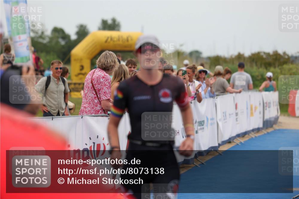 22.06.2025 - Viking Triathlon Michael Strokosch http://msf.ph/oto/8073138 22.06.2025 15:42:33 Ziel 221 meine-sportfotos.de
