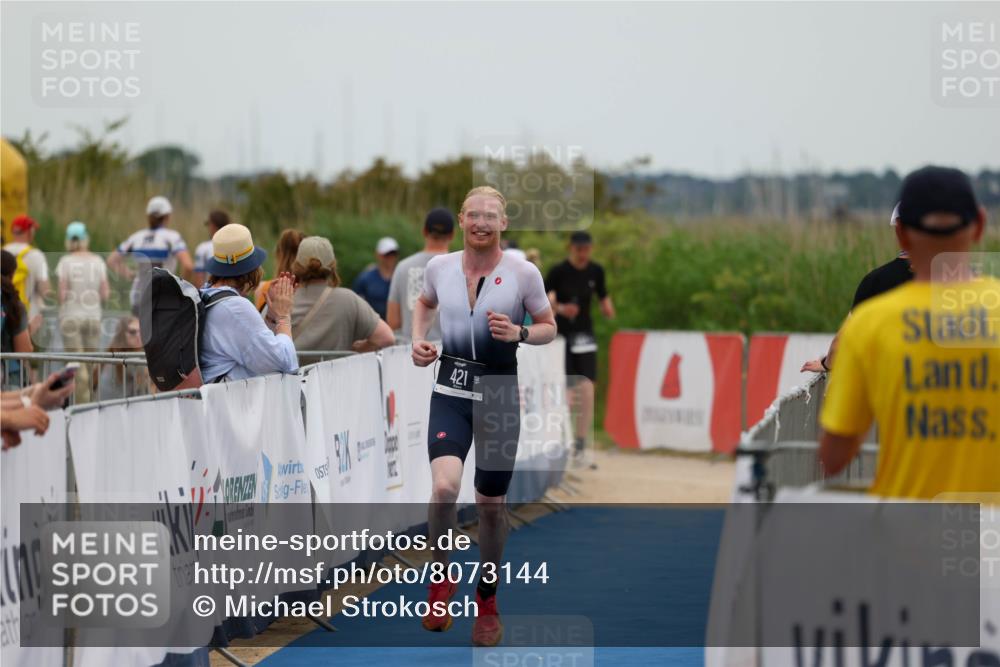 22.06.2025 - Viking Triathlon Michael Strokosch http://msf.ph/oto/8073144 22.06.2025 15:42:47 Ziel 421 meine-sportfotos.de