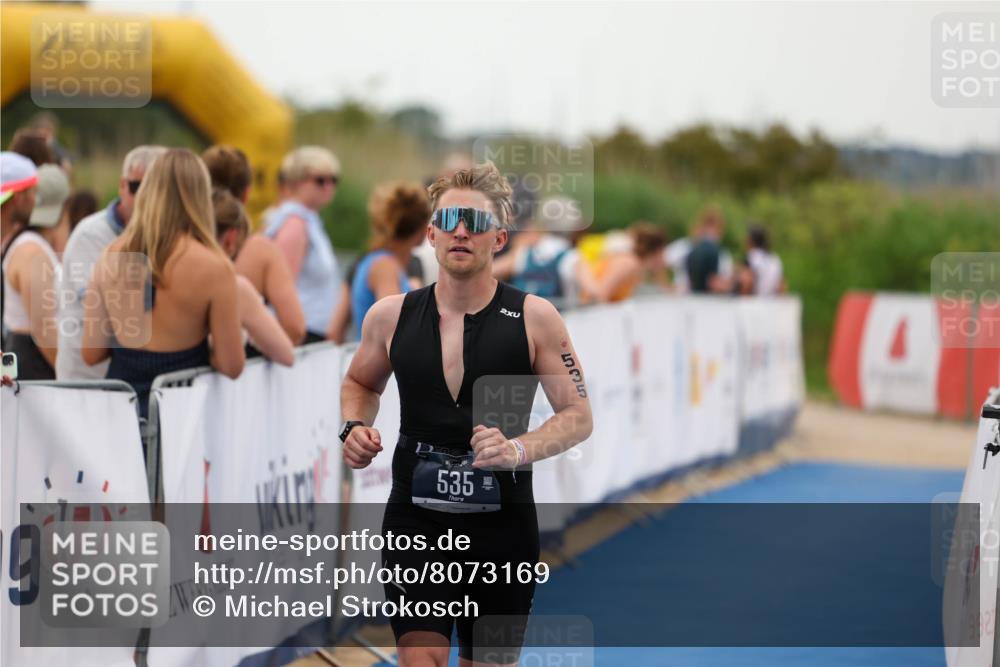 22.06.2025 - Viking Triathlon Michael Strokosch http://msf.ph/oto/8073169 22.06.2025 15:59:18 Ziel 535 meine-sportfotos.de