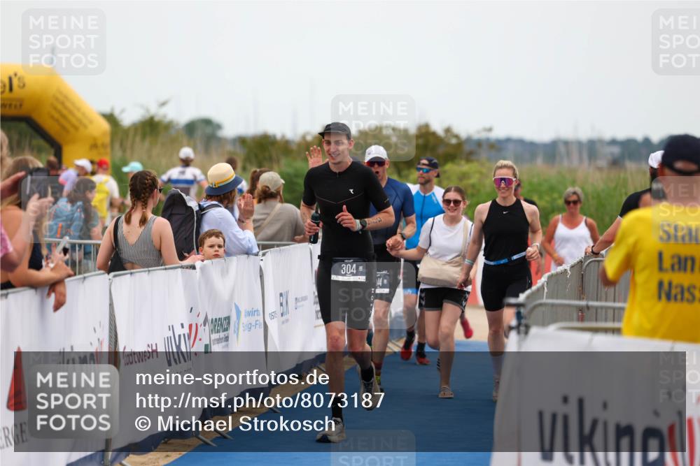 22.06.2025 - Viking Triathlon Michael Strokosch http://msf.ph/oto/8073187 22.06.2025 15:42:55 Ziel 304, 344, 421 meine-sportfotos.de