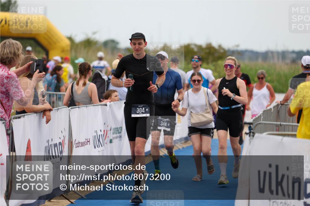 22.06.2025 - Viking Triathlon Michael Strokosch http://msf.ph/oto/8073200 22.06.2025 15:42:56 Ziel 304, 344, 389 meine-sportfotos.de