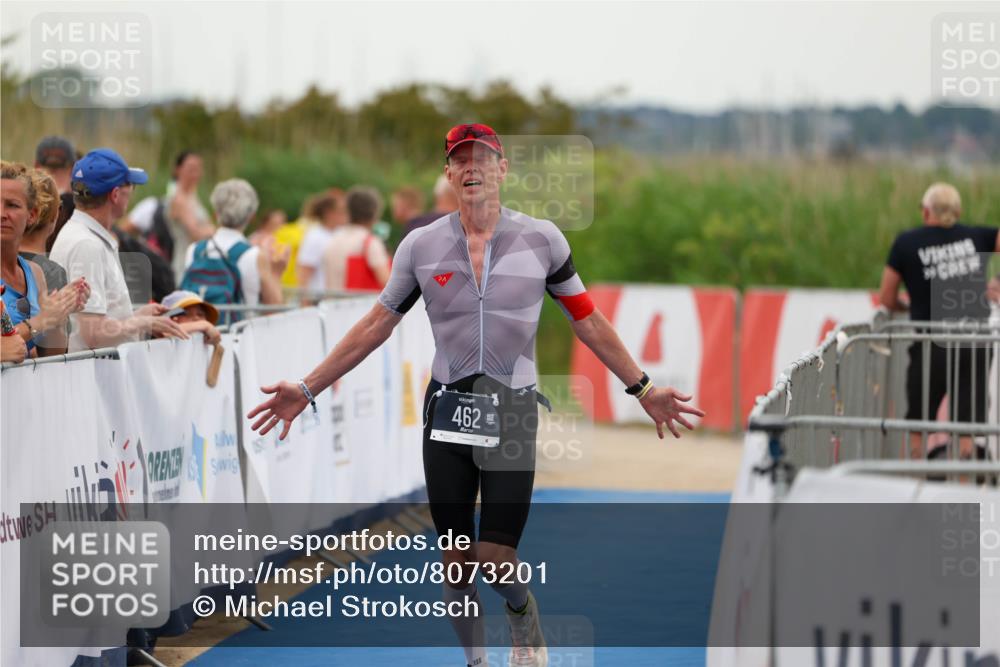 22.06.2025 - Viking Triathlon Michael Strokosch http://msf.ph/oto/8073201 22.06.2025 15:59:41 Ziel 462 meine-sportfotos.de
