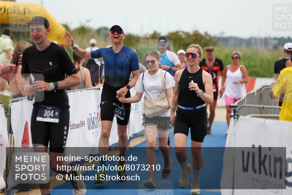 22.06.2025 - Viking Triathlon Michael Strokosch http://msf.ph/oto/8073210 22.06.2025 15:42:57 Ziel 304, 344, 389, 615 meine-sportfotos.de