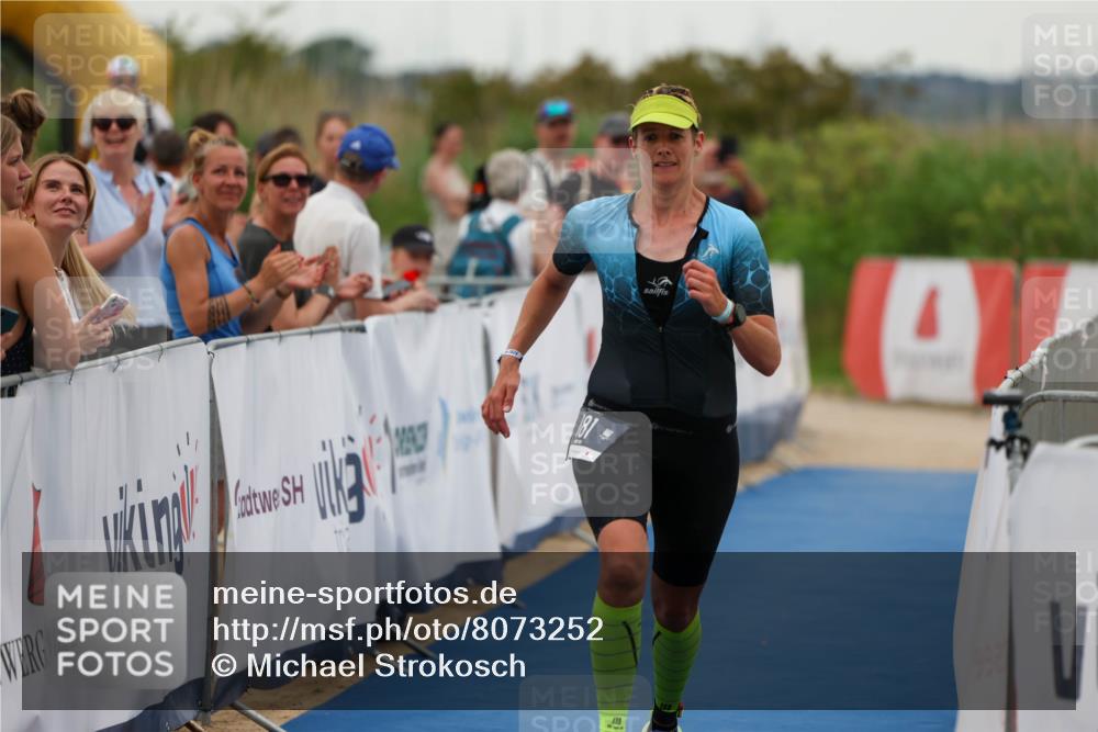 22.06.2025 - Viking Triathlon Michael Strokosch http://msf.ph/oto/8073252 22.06.2025 16:00:09 Ziel 181 meine-sportfotos.de