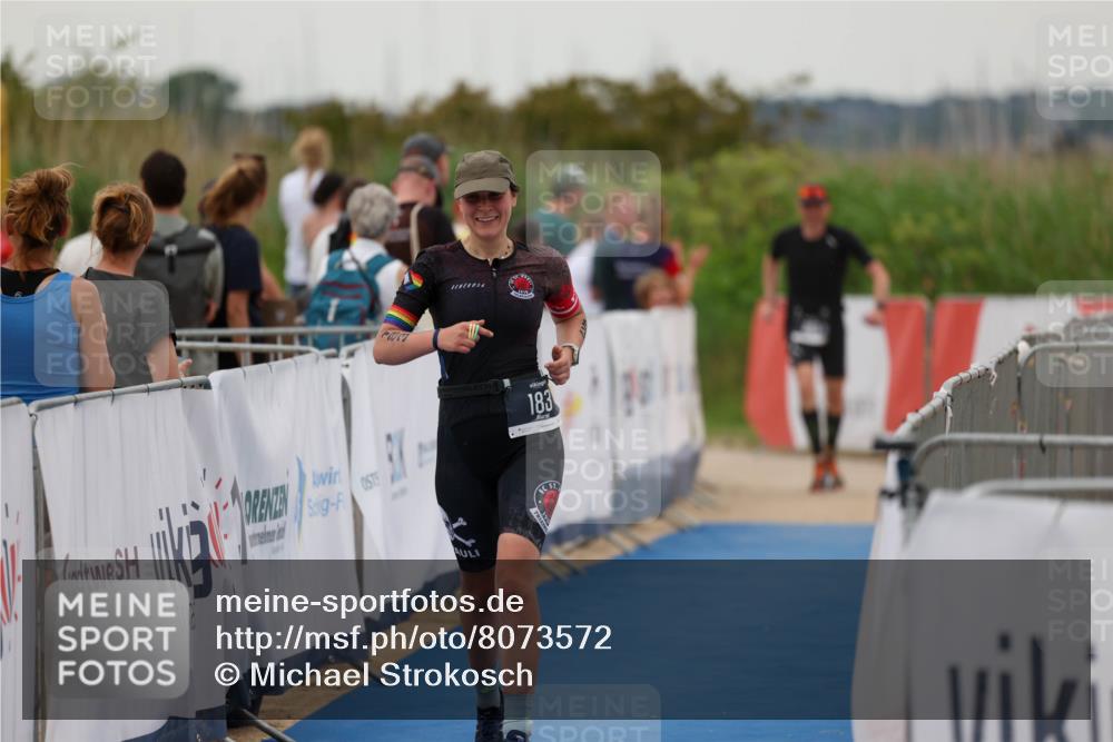 22.06.2025 - Viking Triathlon Michael Strokosch http://msf.ph/oto/8073572 22.06.2025 16:02:56 Ziel 183 meine-sportfotos.de