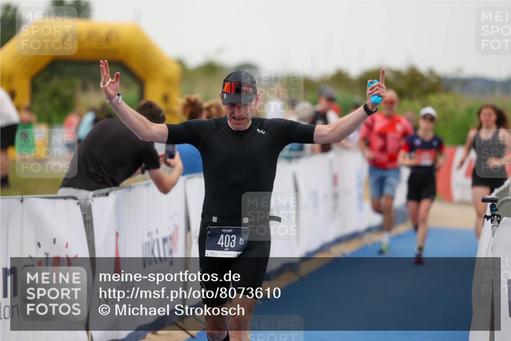 22.06.2025 - Viking Triathlon Michael Strokosch http://msf.ph/oto/8073610 22.06.2025 16:03:04 Ziel 183, 403, 650 meine-sportfotos.de