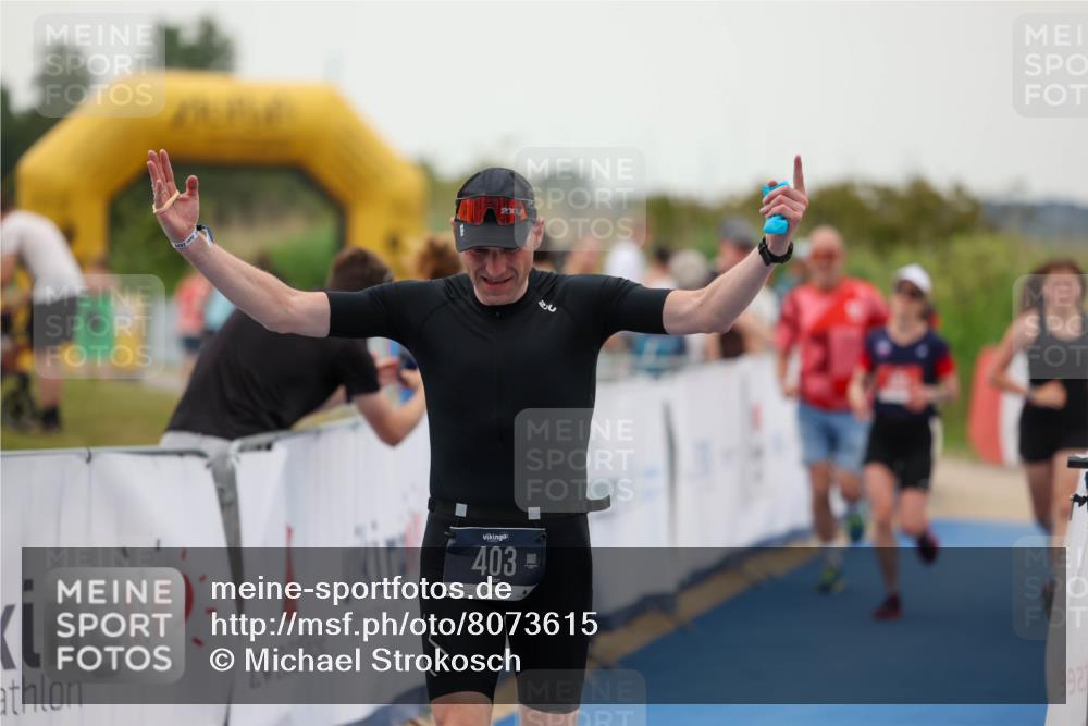 22.06.2025 - Viking Triathlon Michael Strokosch http://msf.ph/oto/8073615 22.06.2025 16:03:04 Ziel 183, 403, 650 meine-sportfotos.de