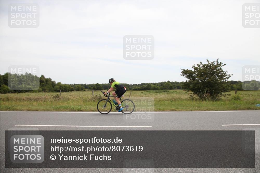 22.06.2025 - Viking Triathlon Yannick Fuchs http://msf.ph/oto/8073619 22.06.2025 12:50:12 Radfahren 20, 256, 398, 470, 636 meine-sportfotos.de