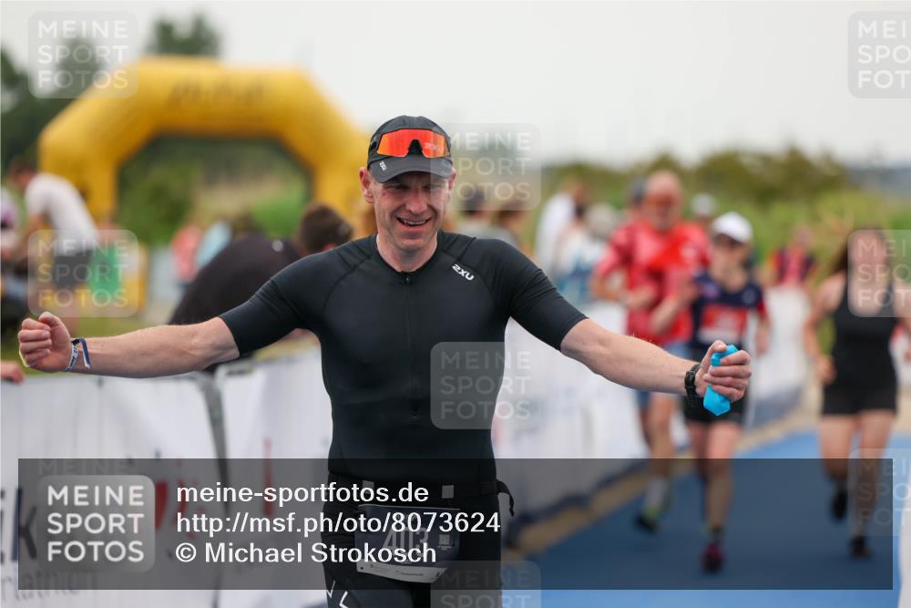 22.06.2025 - Viking Triathlon Michael Strokosch http://msf.ph/oto/8073624 22.06.2025 16:03:05 Ziel 403, 650 meine-sportfotos.de
