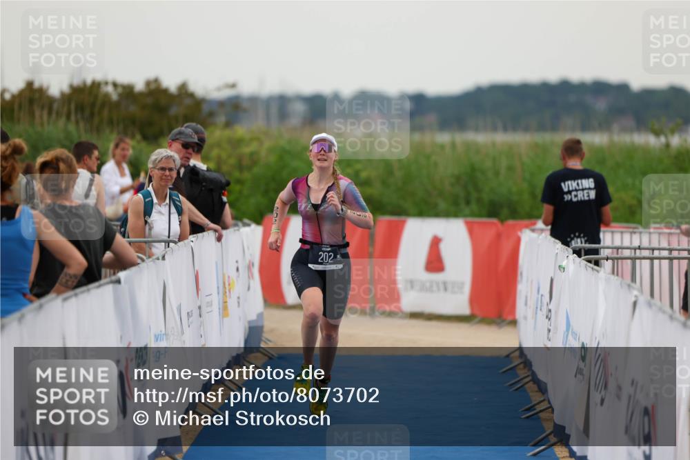 22.06.2025 - Viking Triathlon Michael Strokosch http://msf.ph/oto/8073702 22.06.2025 16:07:29 Ziel 202 meine-sportfotos.de