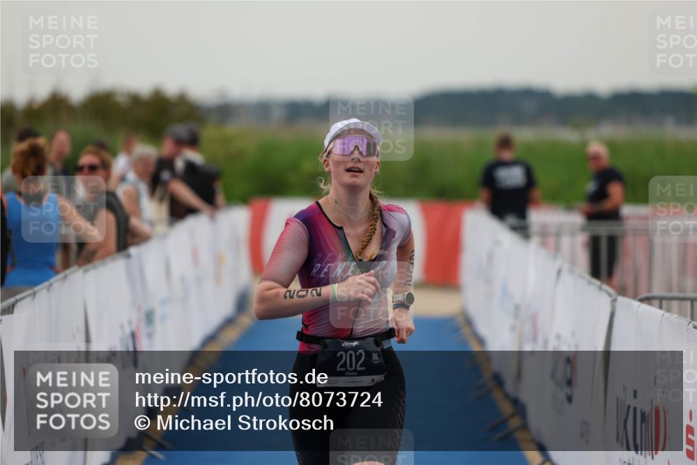 22.06.2025 - Viking Triathlon Michael Strokosch http://msf.ph/oto/8073724 22.06.2025 16:07:32 Ziel 202 meine-sportfotos.de
