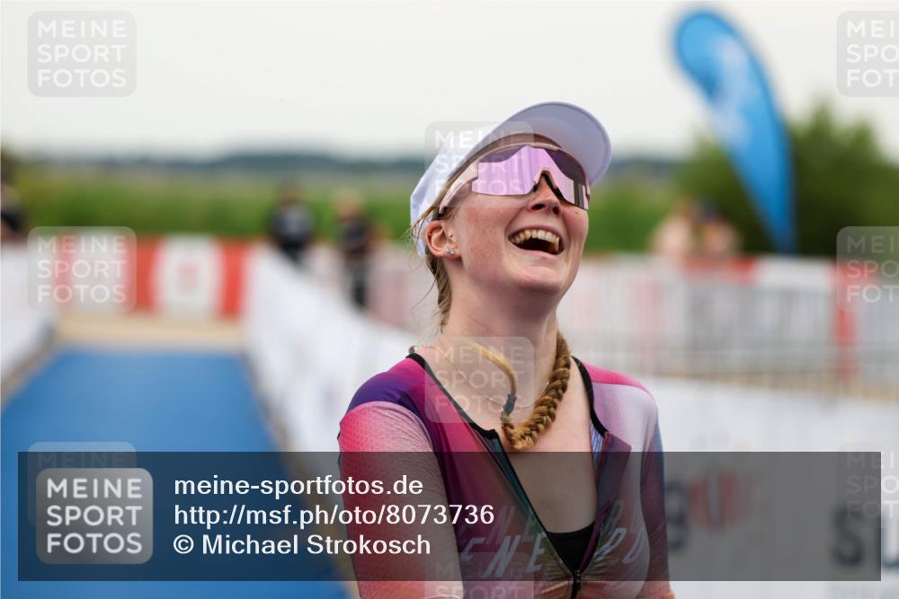 22.06.2025 - Viking Triathlon Michael Strokosch http://msf.ph/oto/8073736 22.06.2025 16:07:33 Ziel 202 meine-sportfotos.de