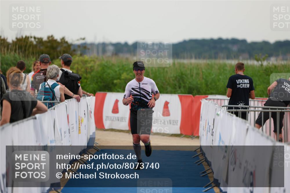 22.06.2025 - Viking Triathlon Michael Strokosch http://msf.ph/oto/8073740 22.06.2025 16:07:42 Ziel  meine-sportfotos.de