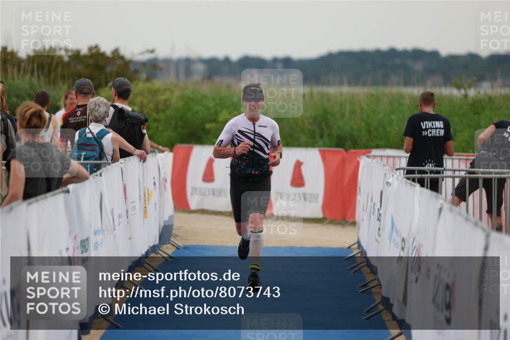 22.06.2025 - Viking Triathlon Michael Strokosch http://msf.ph/oto/8073743 22.06.2025 16:07:43 Ziel  meine-sportfotos.de