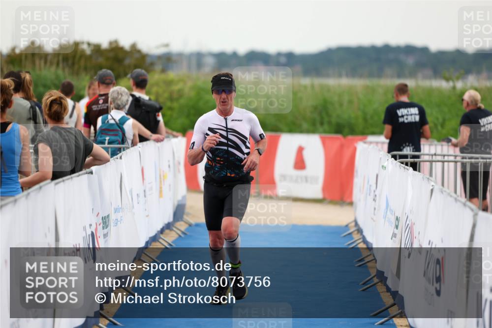 22.06.2025 - Viking Triathlon Michael Strokosch http://msf.ph/oto/8073756 22.06.2025 16:07:44 Ziel  meine-sportfotos.de