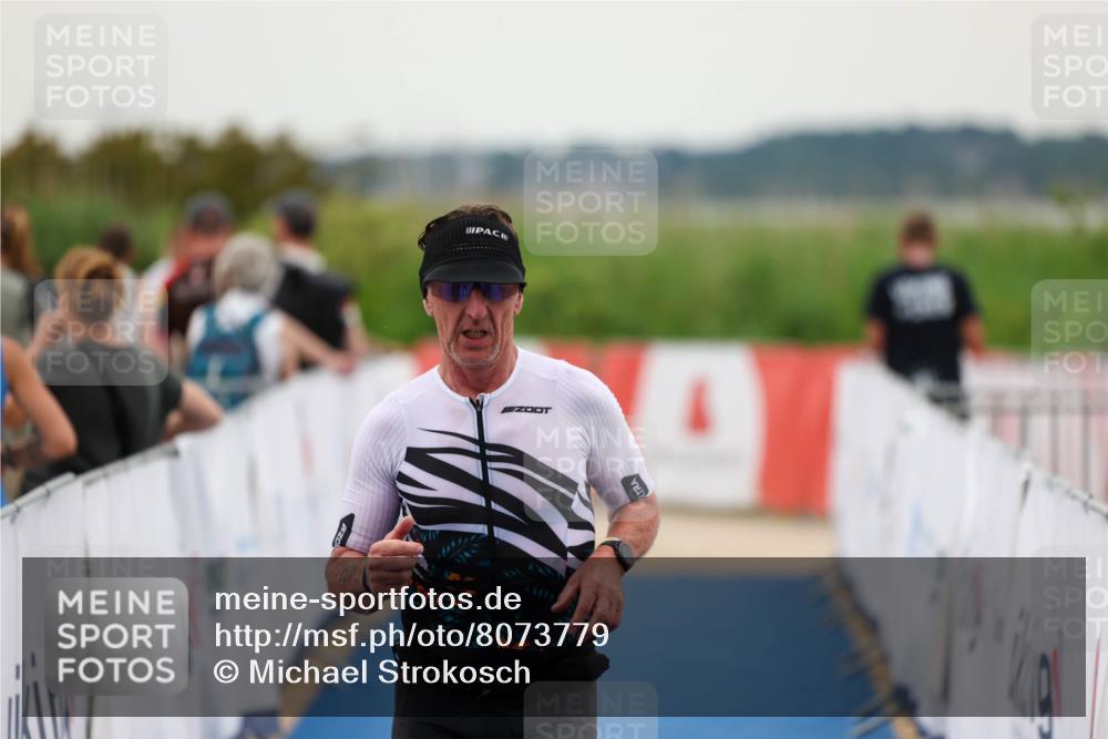 22.06.2025 - Viking Triathlon Michael Strokosch http://msf.ph/oto/8073779 22.06.2025 16:07:46 Ziel  meine-sportfotos.de