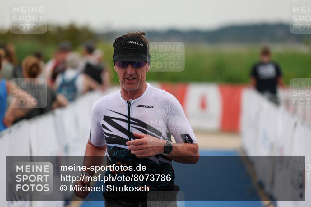22.06.2025 - Viking Triathlon Michael Strokosch http://msf.ph/oto/8073786 22.06.2025 16:07:47 Ziel  meine-sportfotos.de