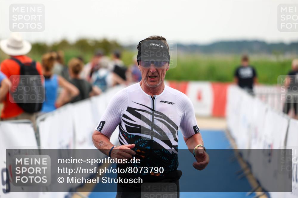 22.06.2025 - Viking Triathlon Michael Strokosch http://msf.ph/oto/8073790 22.06.2025 16:07:47 Ziel  meine-sportfotos.de