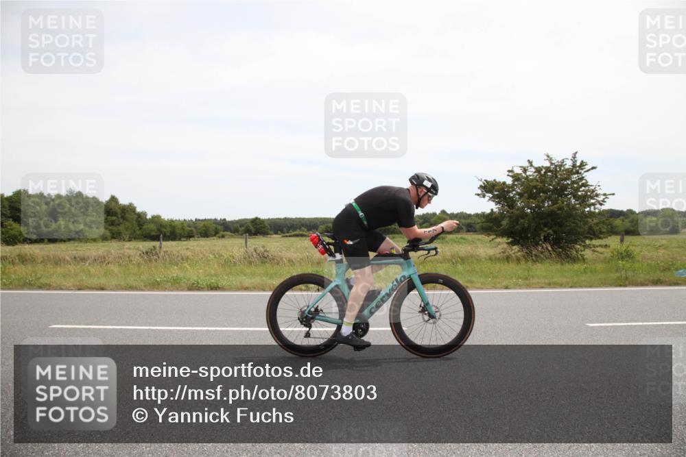 22.06.2025 - Viking Triathlon Yannick Fuchs http://msf.ph/oto/8073803 22.06.2025 12:52:30 Radfahren 34, 117 meine-sportfotos.de