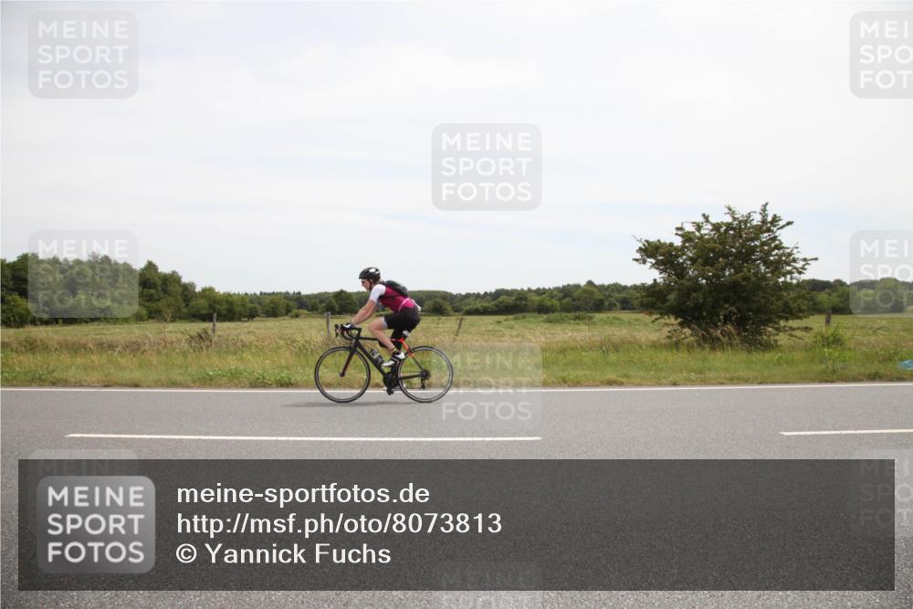 22.06.2025 - Viking Triathlon Yannick Fuchs http://msf.ph/oto/8073813 22.06.2025 12:52:36 Radfahren 160, 249 meine-sportfotos.de