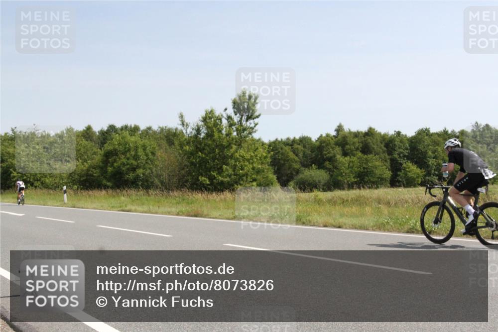 22.06.2025 - Viking Triathlon Yannick Fuchs http://msf.ph/oto/8073826 22.06.2025 11:11:34 Radfahren 501 meine-sportfotos.de
