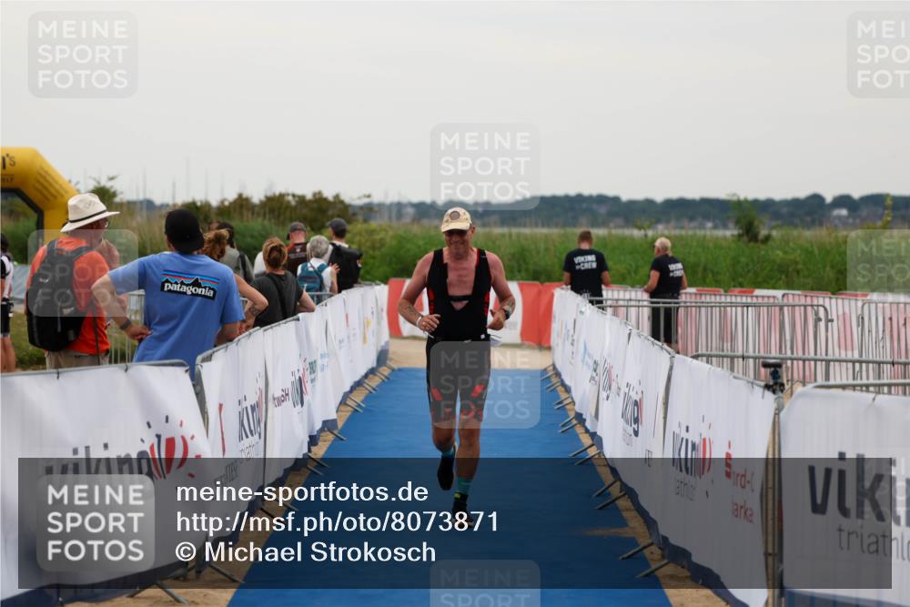 22.06.2025 - Viking Triathlon Michael Strokosch http://msf.ph/oto/8073871 22.06.2025 16:08:13 Ziel 327 meine-sportfotos.de