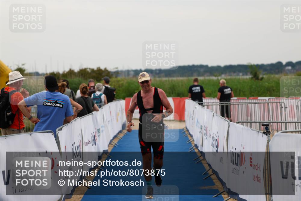 22.06.2025 - Viking Triathlon Michael Strokosch http://msf.ph/oto/8073875 22.06.2025 16:08:13 Ziel 327 meine-sportfotos.de