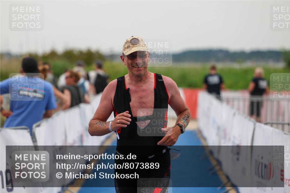 22.06.2025 - Viking Triathlon Michael Strokosch http://msf.ph/oto/8073889 22.06.2025 16:08:15 Ziel 327 meine-sportfotos.de