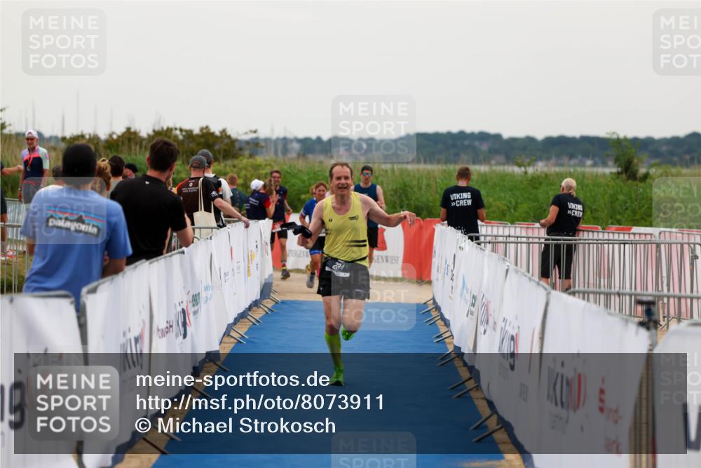 22.06.2025 - Viking Triathlon Michael Strokosch http://msf.ph/oto/8073911 22.06.2025 16:08:59 Ziel 234 meine-sportfotos.de