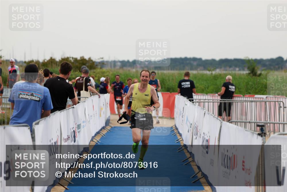 22.06.2025 - Viking Triathlon Michael Strokosch http://msf.ph/oto/8073916 22.06.2025 16:08:59 Ziel 234 meine-sportfotos.de