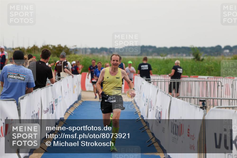 22.06.2025 - Viking Triathlon Michael Strokosch http://msf.ph/oto/8073921 22.06.2025 16:09:00 Ziel 234 meine-sportfotos.de